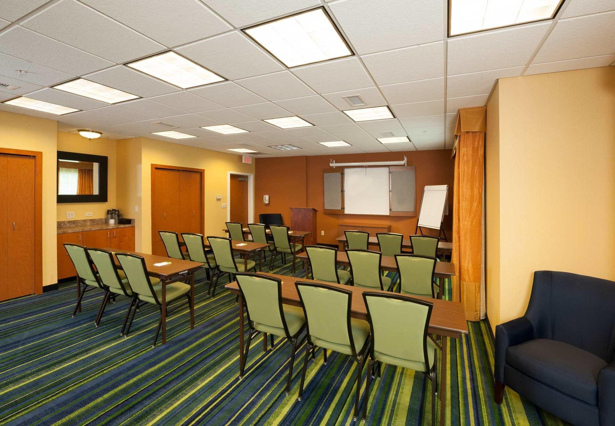 Fairfield Inn & Suites By Marriott Brunswick Freeport Екстер'єр фото