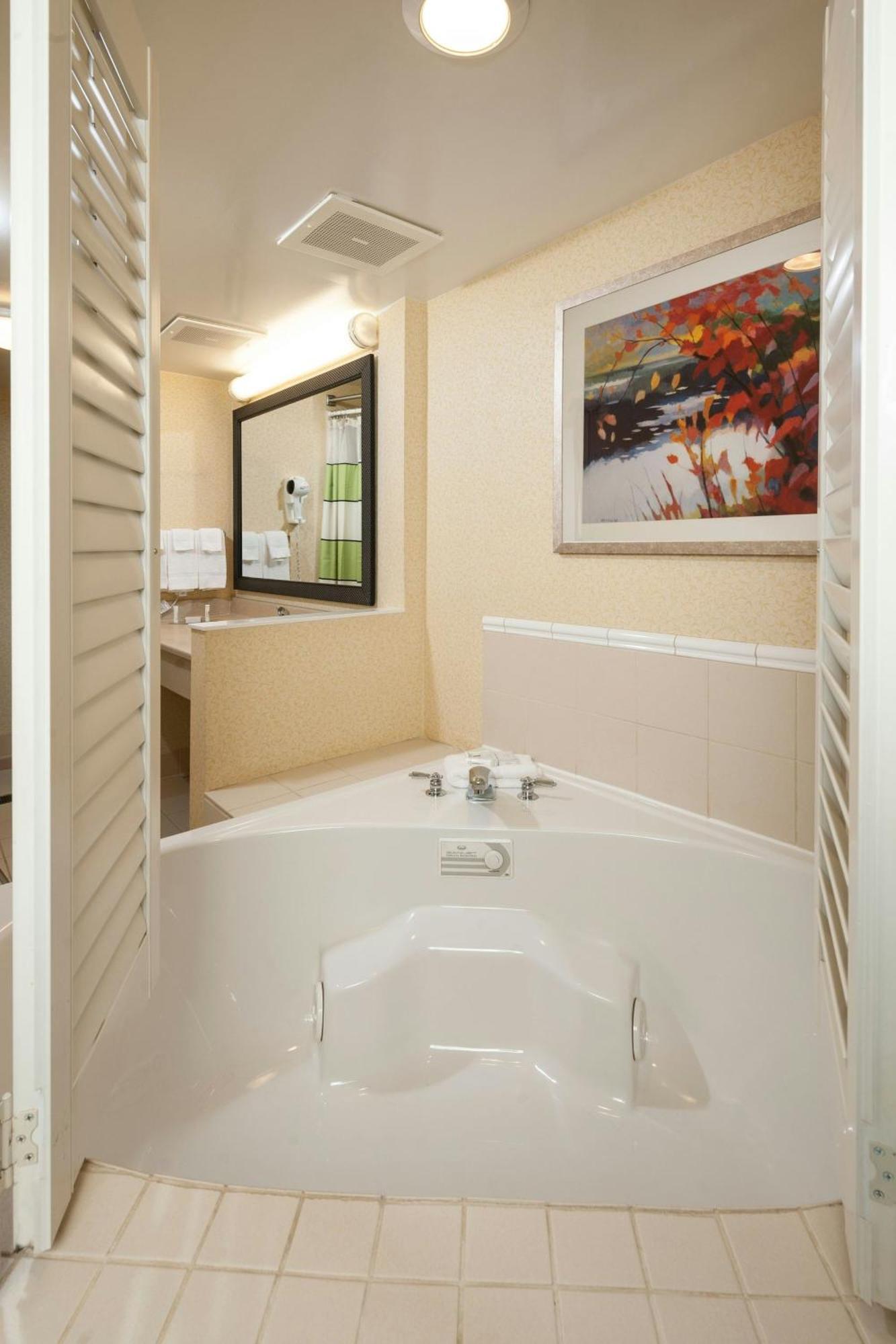 Fairfield Inn & Suites By Marriott Brunswick Freeport Екстер'єр фото