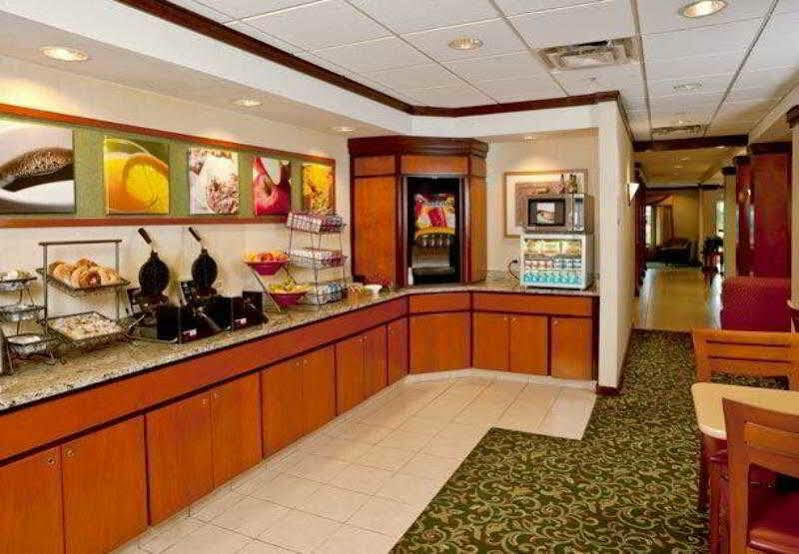 Fairfield Inn & Suites By Marriott Brunswick Freeport Екстер'єр фото